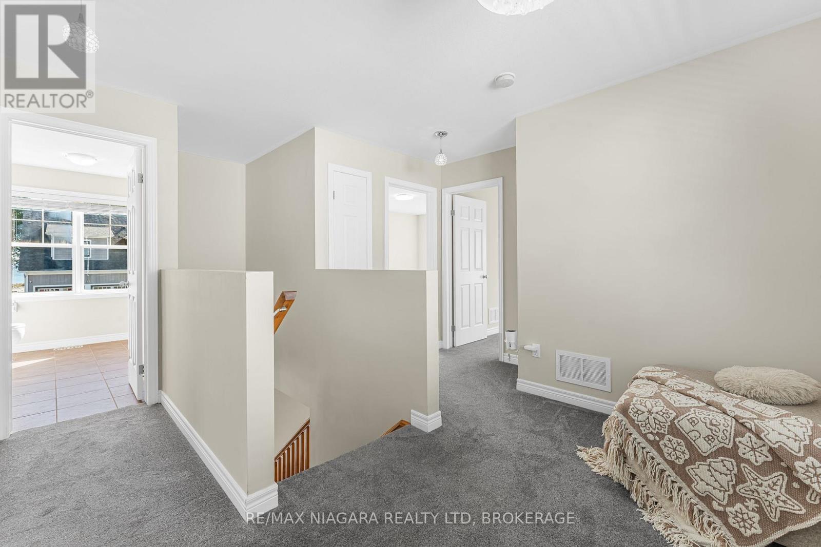 750 Lakeshore Road, Fort Erie, Ontario  L2A 0B4 - Photo 14 - X12945706