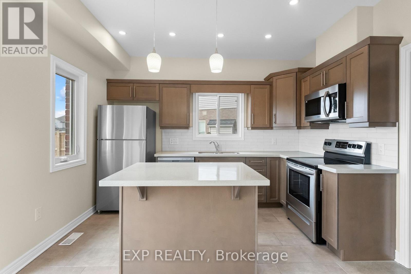 33 Cinnamon Street, Thorold, Ontario  L2V 0H6 - Photo 13 - X12945798