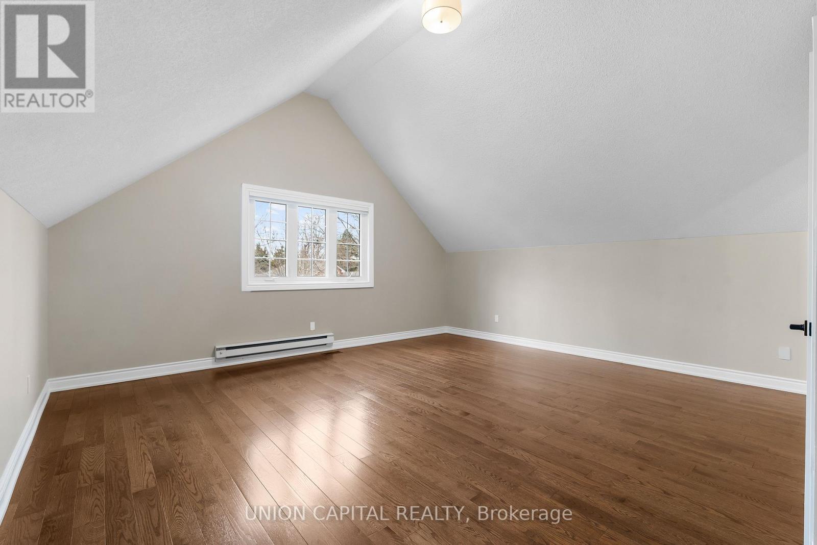 86 Charing Crescent, Aurora, Ontario  L4G 6P5 - Photo 28 - N12945498