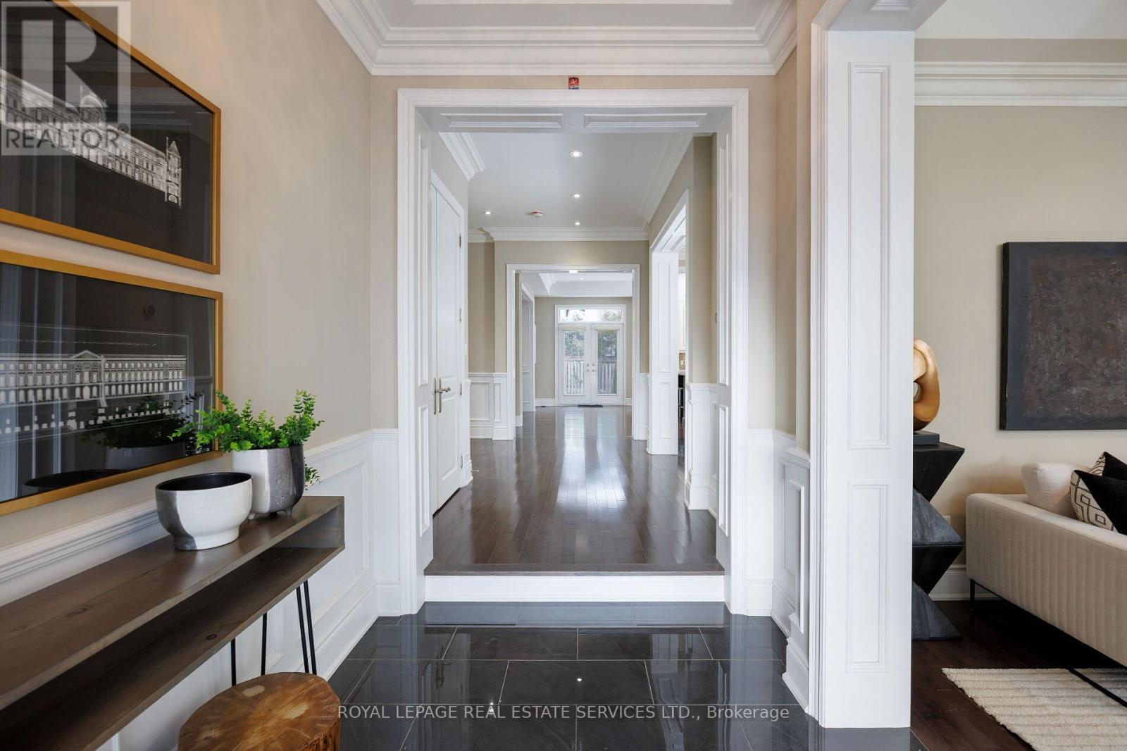 125 Paliser Court, Oakville, Ontario  L6K 2H1 - Photo 8 - W12937084