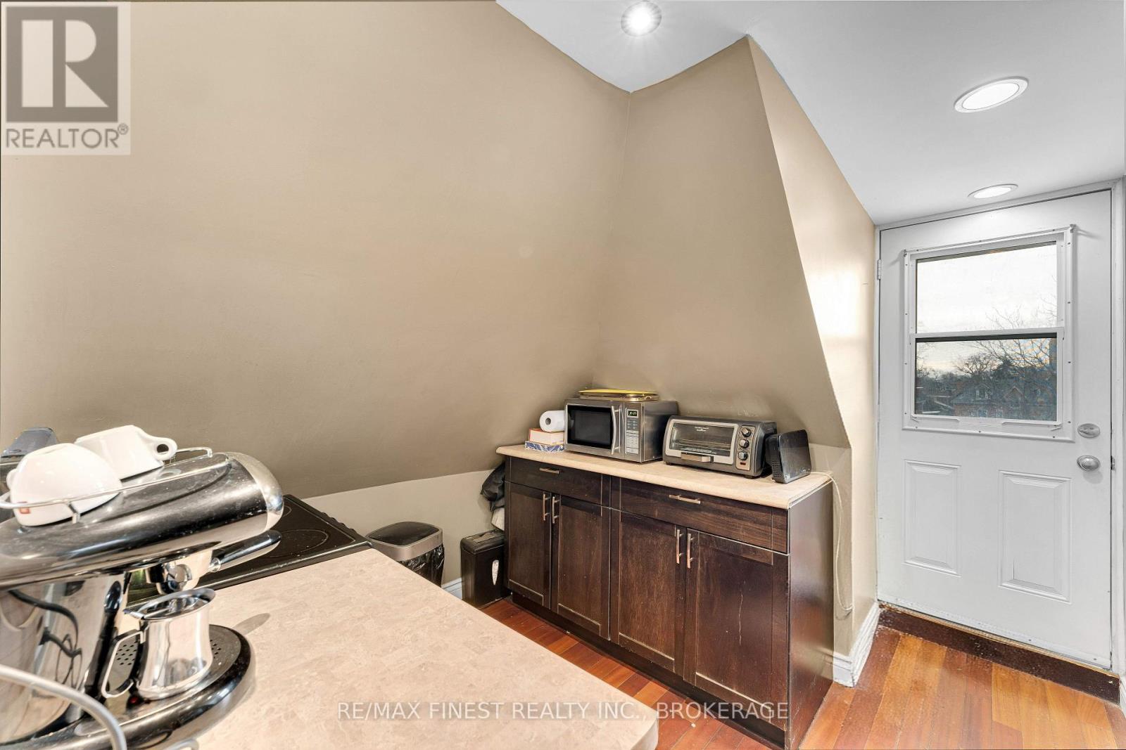 251 Barrie Street, Kingston, Ontario  K7L 3K8 - Photo 41 - X12914616