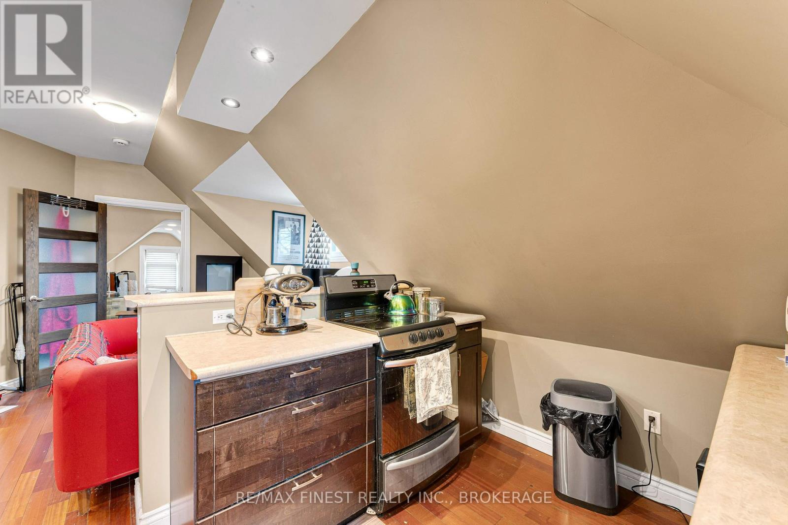 251 Barrie Street, Kingston, Ontario  K7L 3K8 - Photo 40 - X12914616