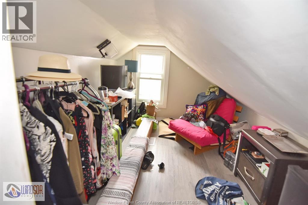 965 Bridge, Windsor, Ontario  N9B 2M9 - Photo 18 - 26006773