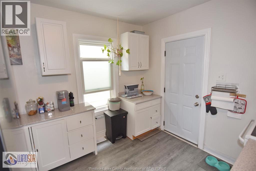 965 Bridge, Windsor, Ontario  N9B 2M9 - Photo 26 - 26006773