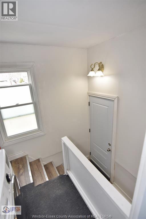 965 Bridge, Windsor, Ontario  N9B 2M9 - Photo 29 - 26006773
