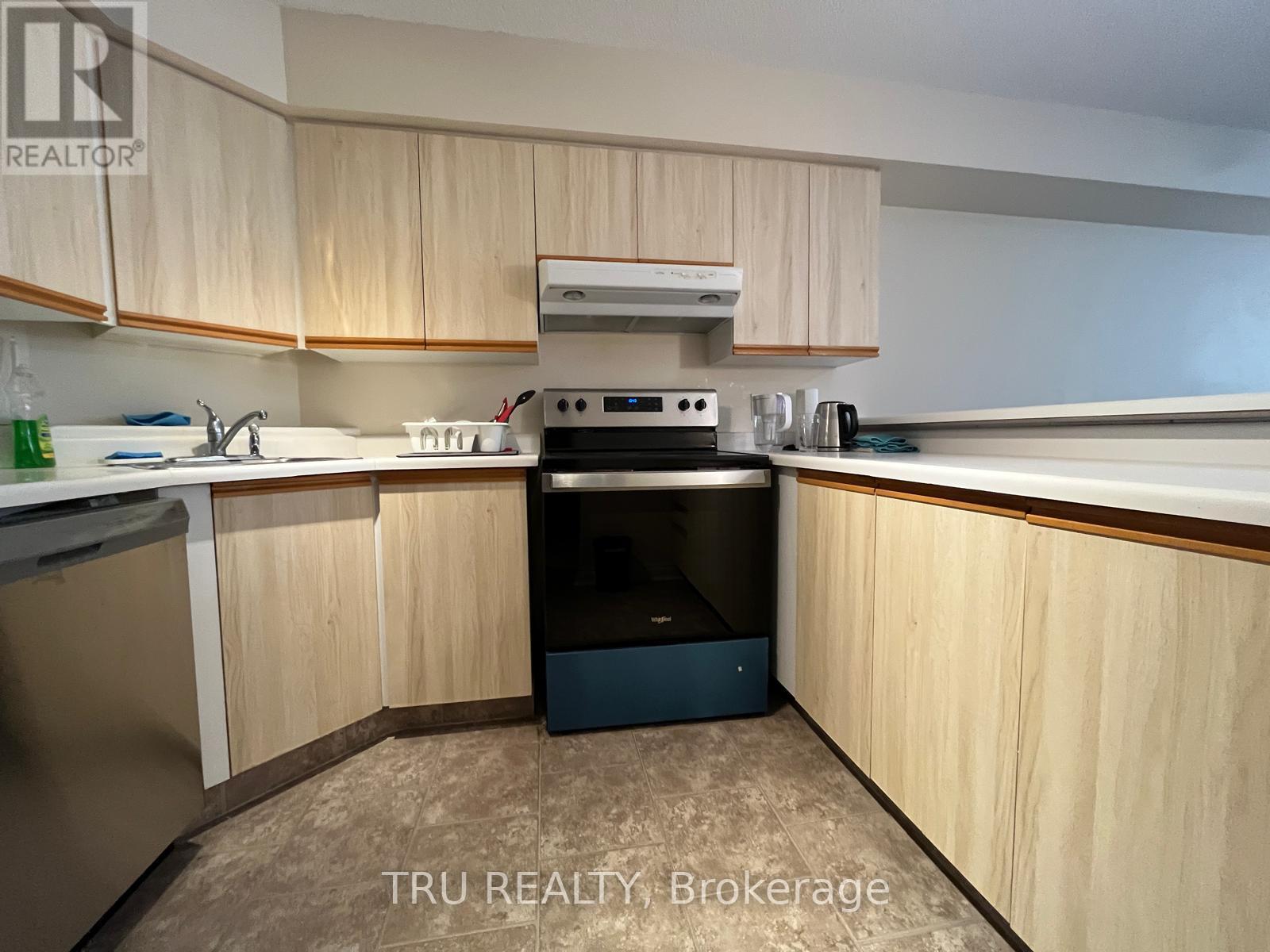 718 - 1025 Grenon Avenue, Ottawa, Ontario  K2B 8S5 - Photo 31 - X12942526