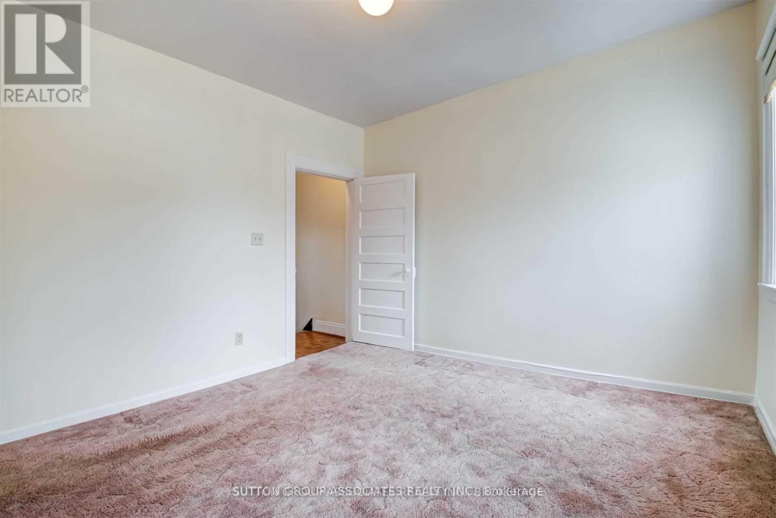 491 Roxton Road, Toronto, Ontario  M6G 3R5 - Photo 14 - C12945722