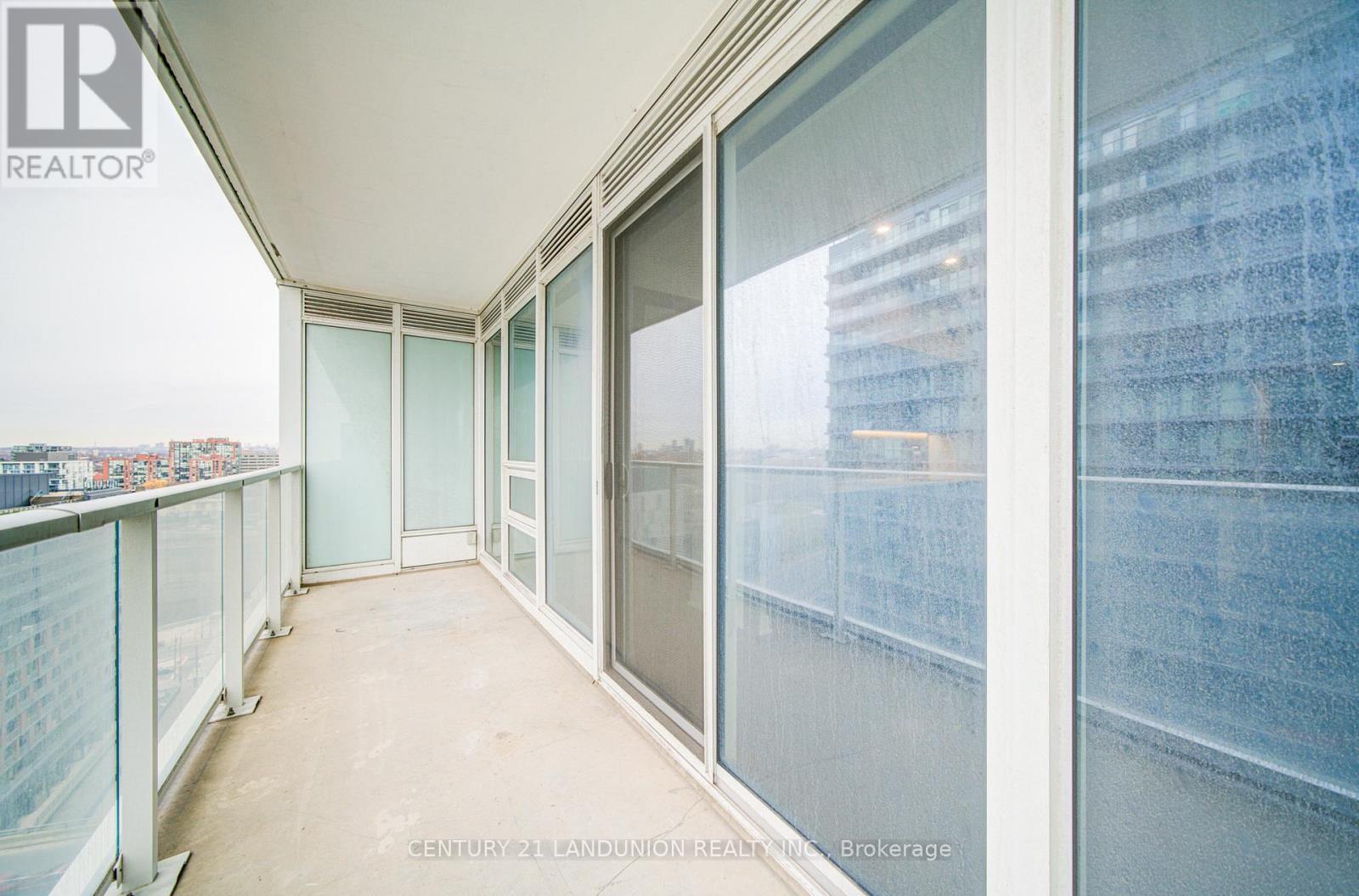2102 - 19 Bathurst Street, Toronto, Ontario  M5V 0N2 - Photo 14 - C12945738