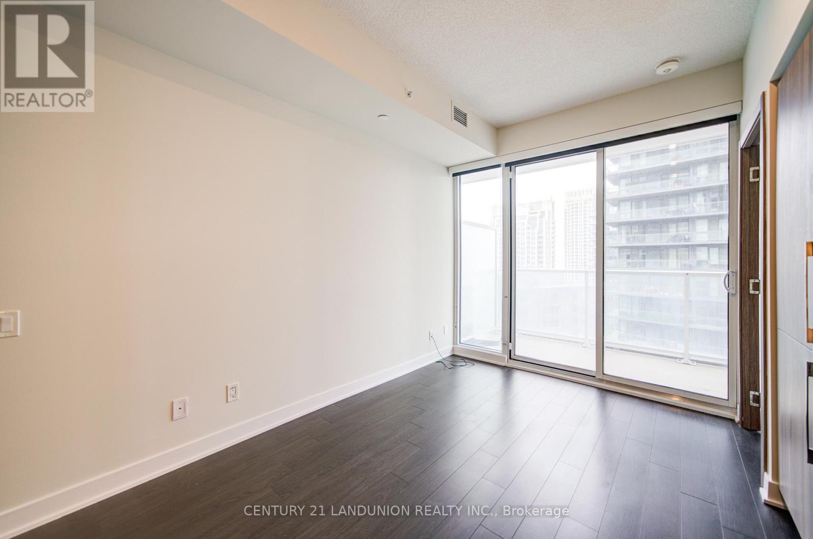 2102 - 19 Bathurst Street, Toronto, Ontario  M5V 0N2 - Photo 6 - C12945738