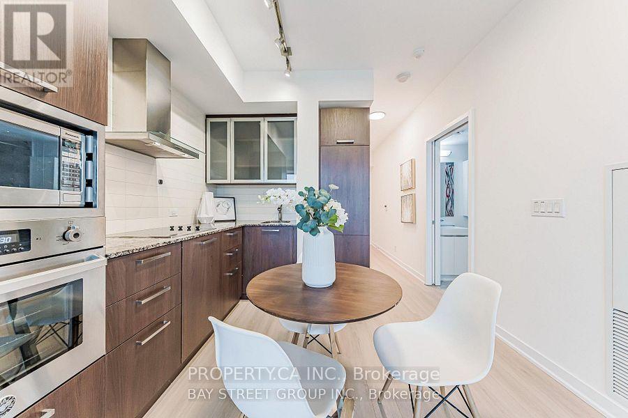 4809 - 14 York Street, Toronto, Ontario  M5J 2Z2 - Photo 5 - C12945740