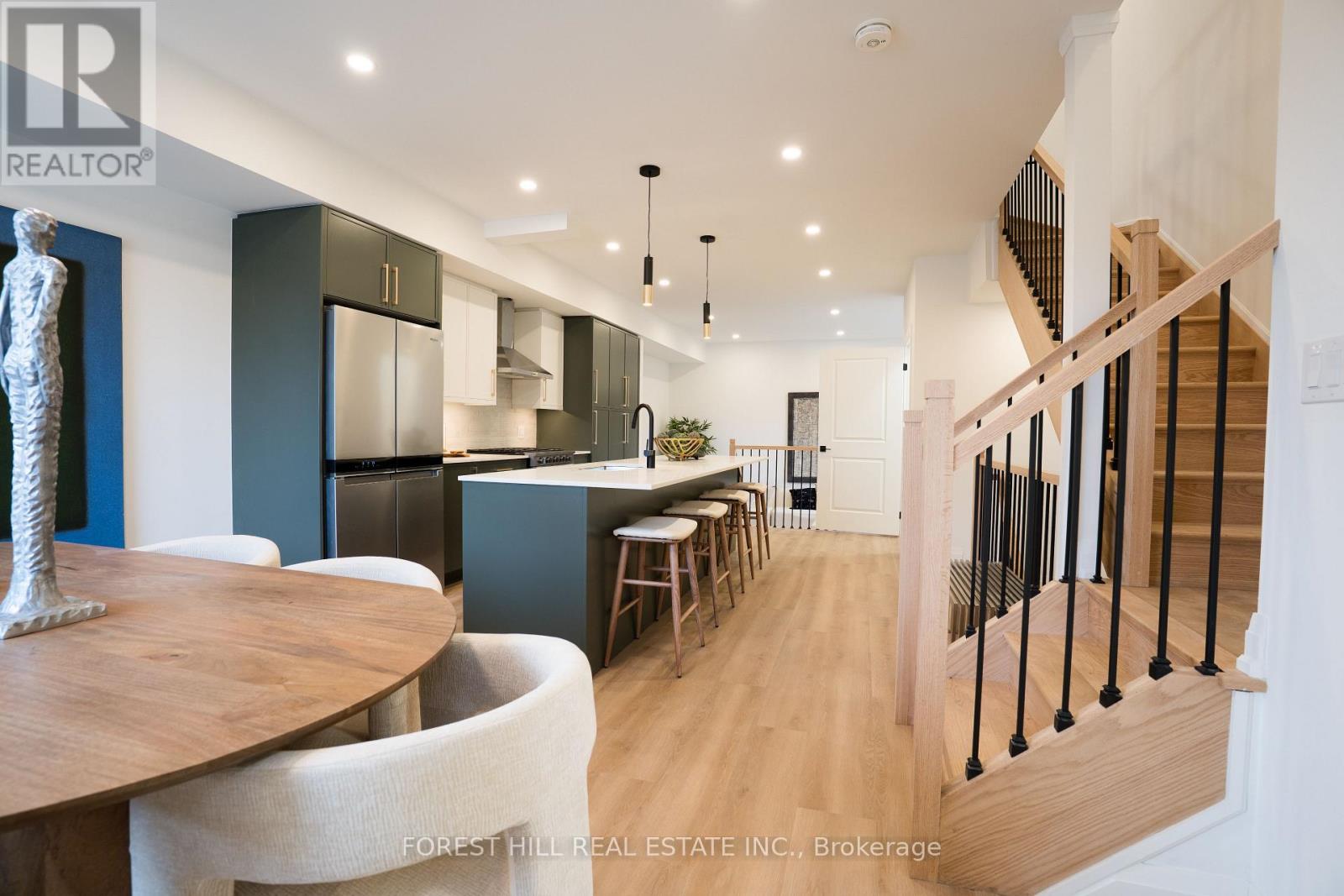 B - 4 Southwell Drive, Toronto, Ontario  M3B 2N7 - Photo 11 - C12945744