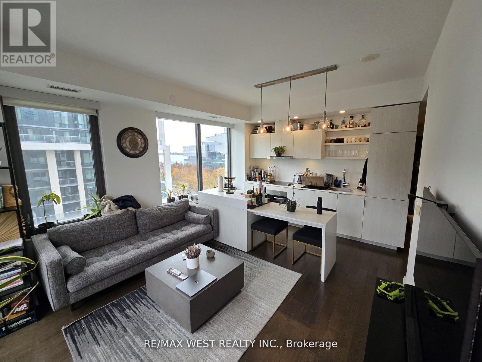 617 - 12 Bonnycastle Street, Toronto, Ontario  M5A 0C8 - Photo 3 - C12945760