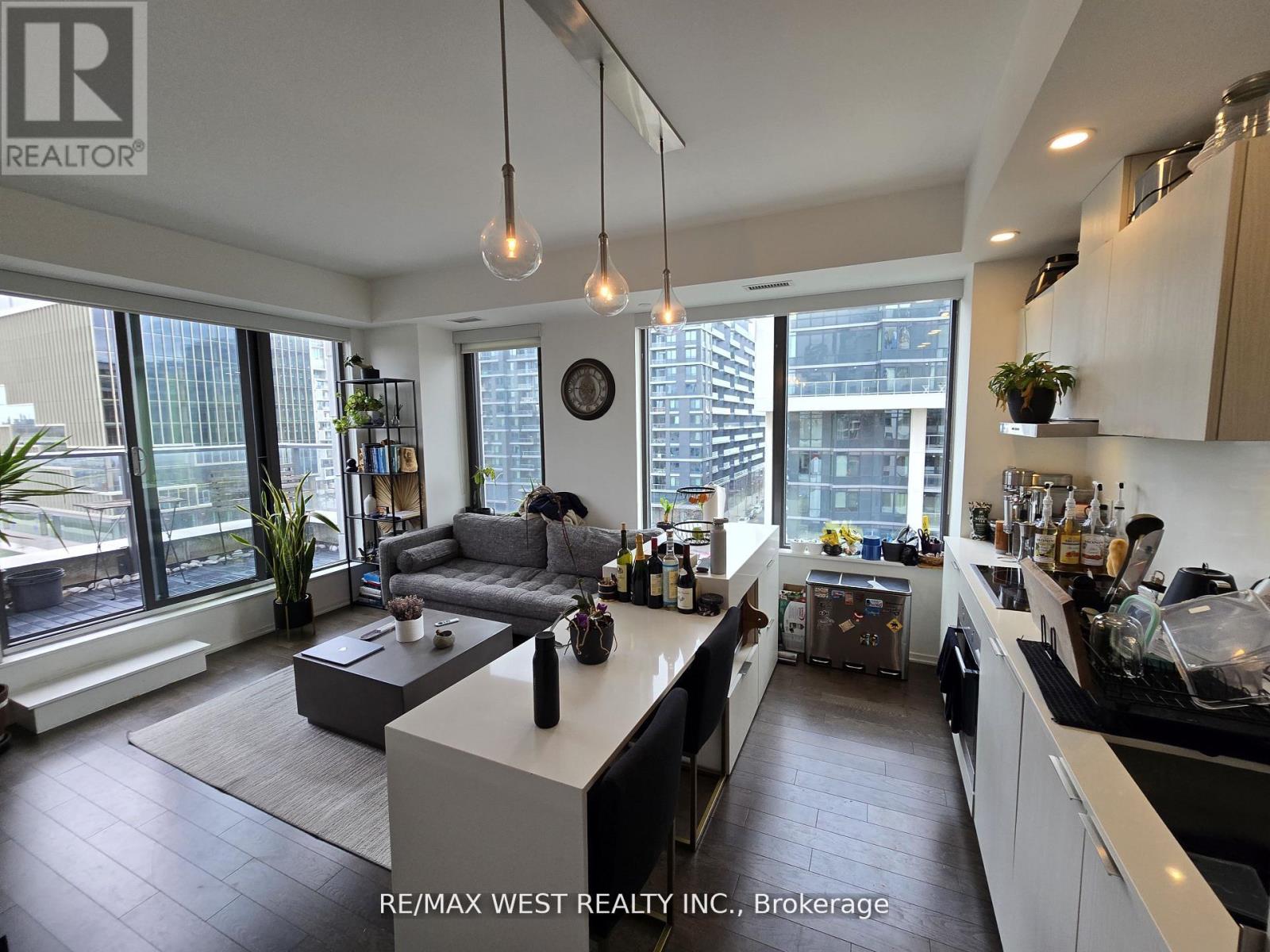 617 - 12 Bonnycastle Street, Toronto, Ontario  M5A 0C8 - Photo 6 - C12945760