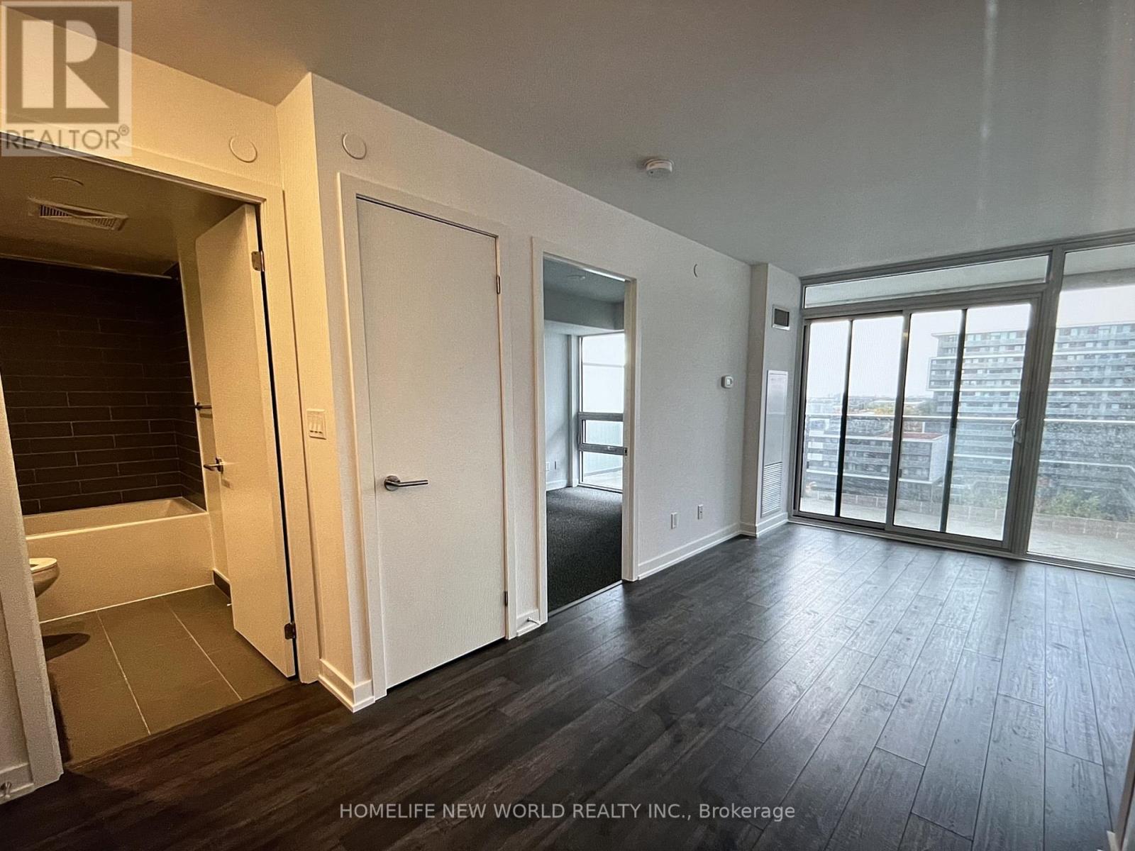 1019 - 120 Varna Drive, Toronto, Ontario  M6A 0B3 - Photo 6 - C12945790