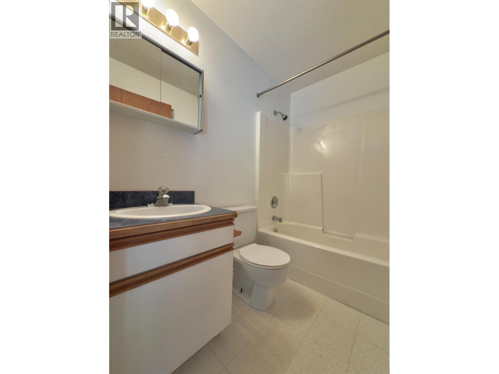 3251 Pigeon Road, 150 Mile House, British Columbia  V0K 2G0 - Photo 17 - R3028497