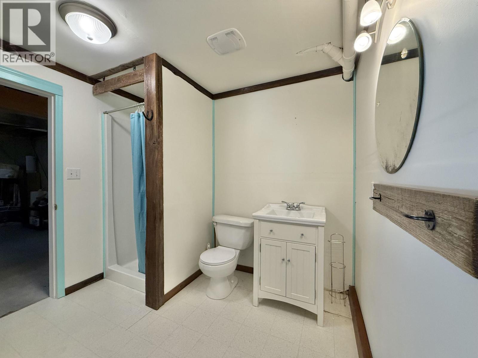 3251 Pigeon Road, 150 Mile House, British Columbia  V0K 2G0 - Photo 24 - R3028497