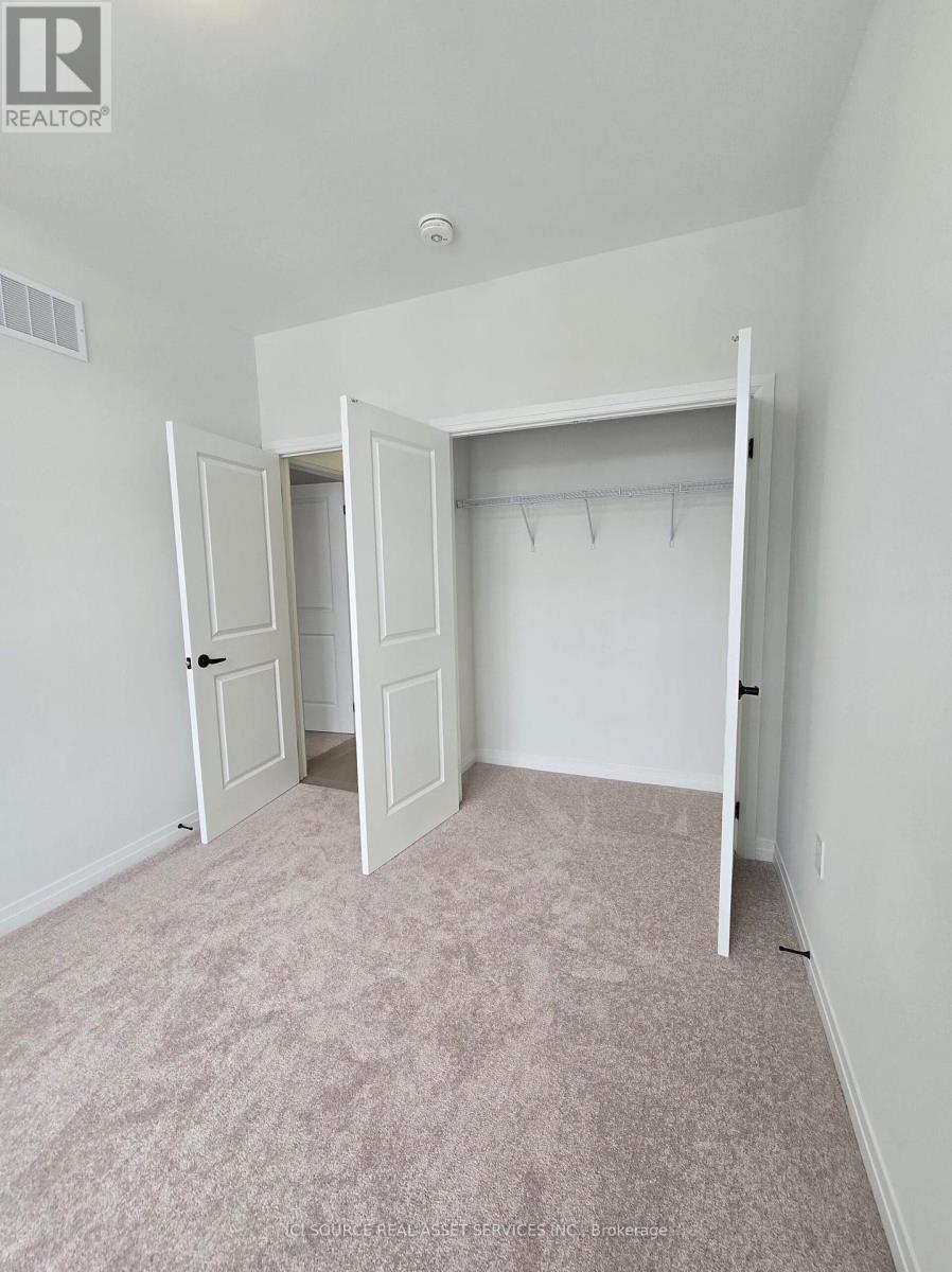 45 Auckland Drive, Whitby, Ontario  L1P 0H4 - Photo 11 - E12945550