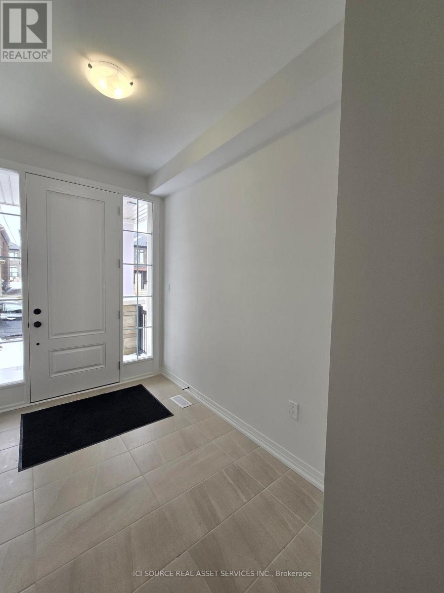 45 Auckland Drive, Whitby, Ontario  L1P 0H4 - Photo 3 - E12945550