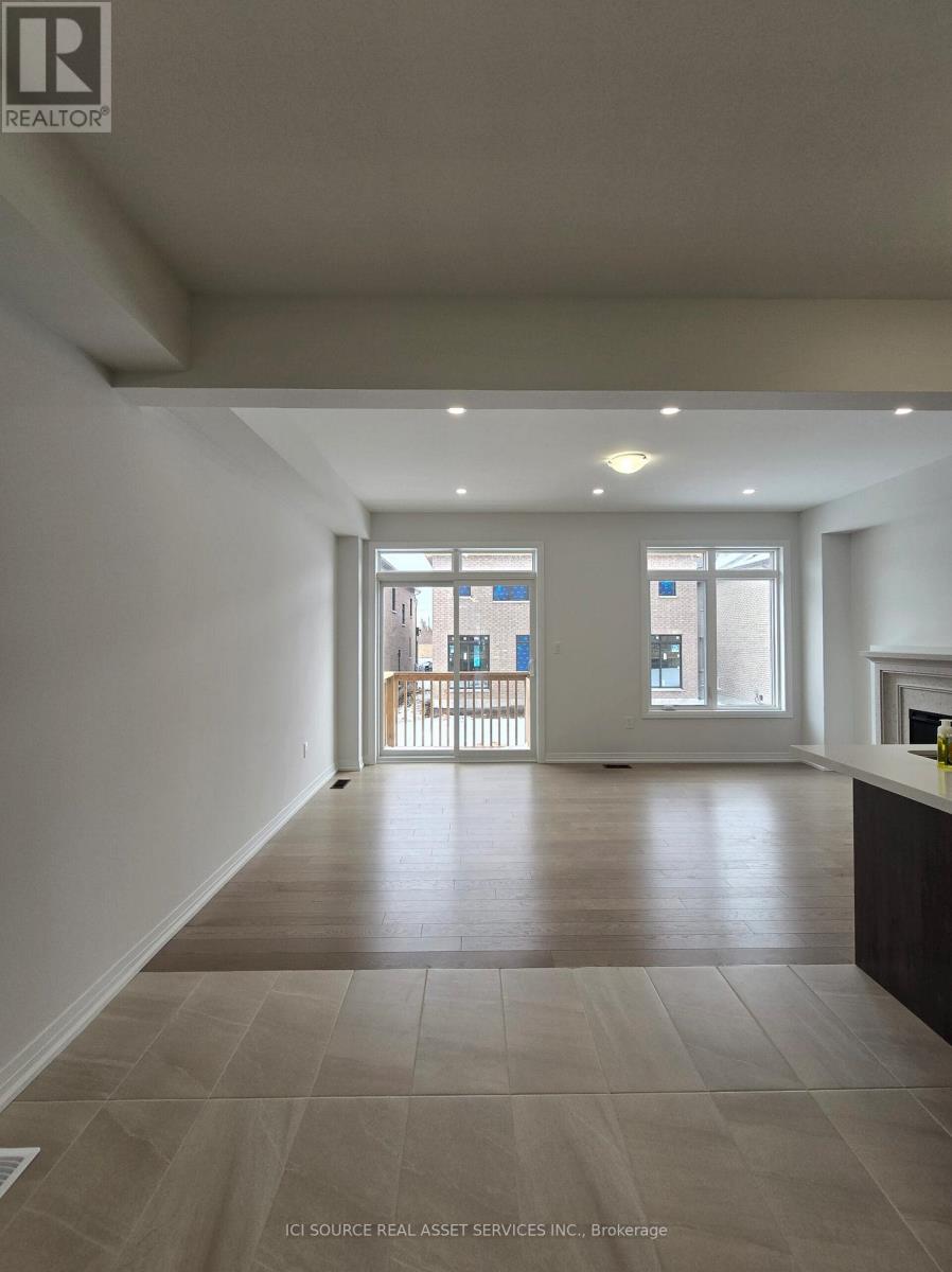 45 Auckland Drive, Whitby, Ontario  L1P 0H4 - Photo 5 - E12945550