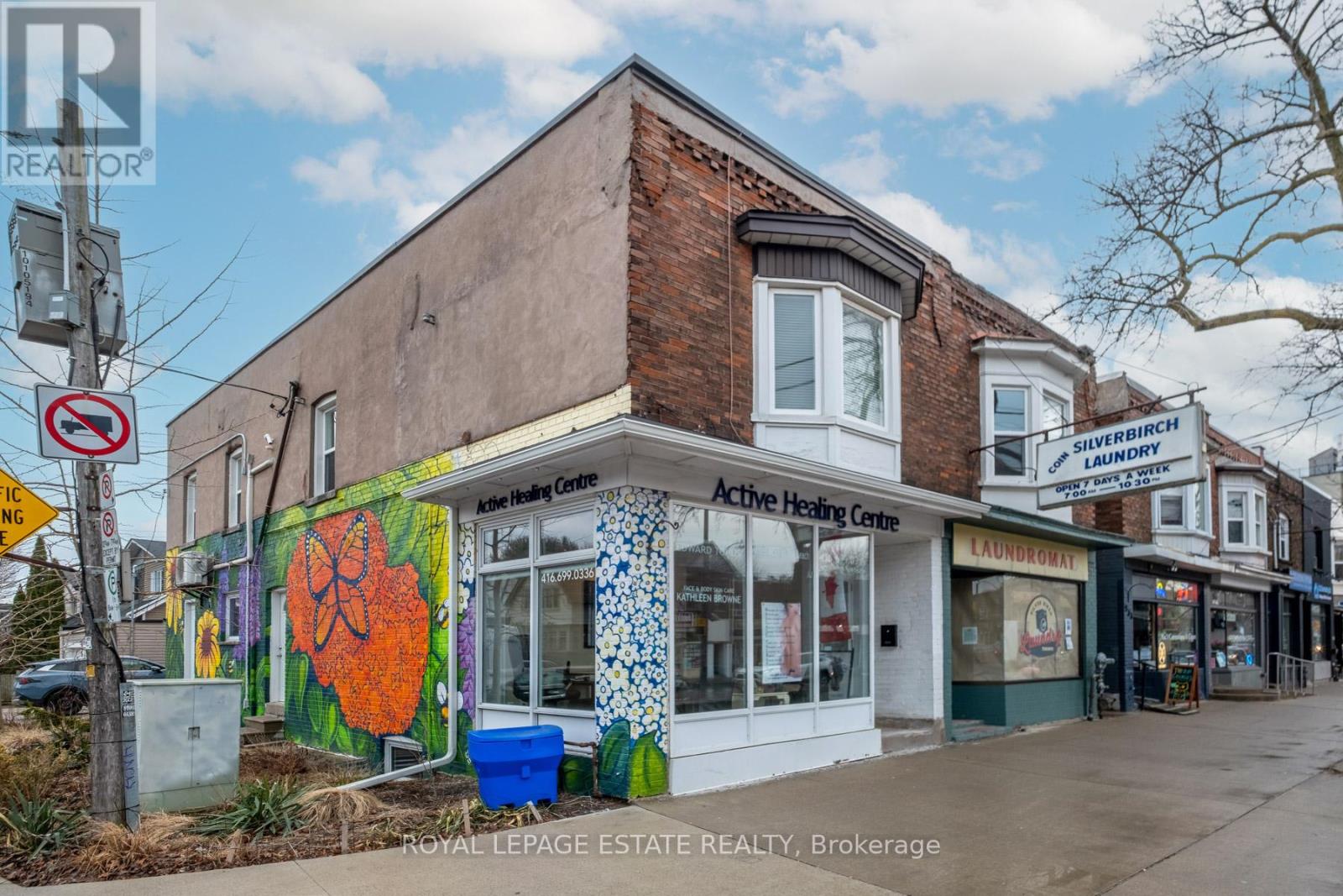 UPPER - 322 SILVER BIRCH AVENUE, Toronto, Ontario