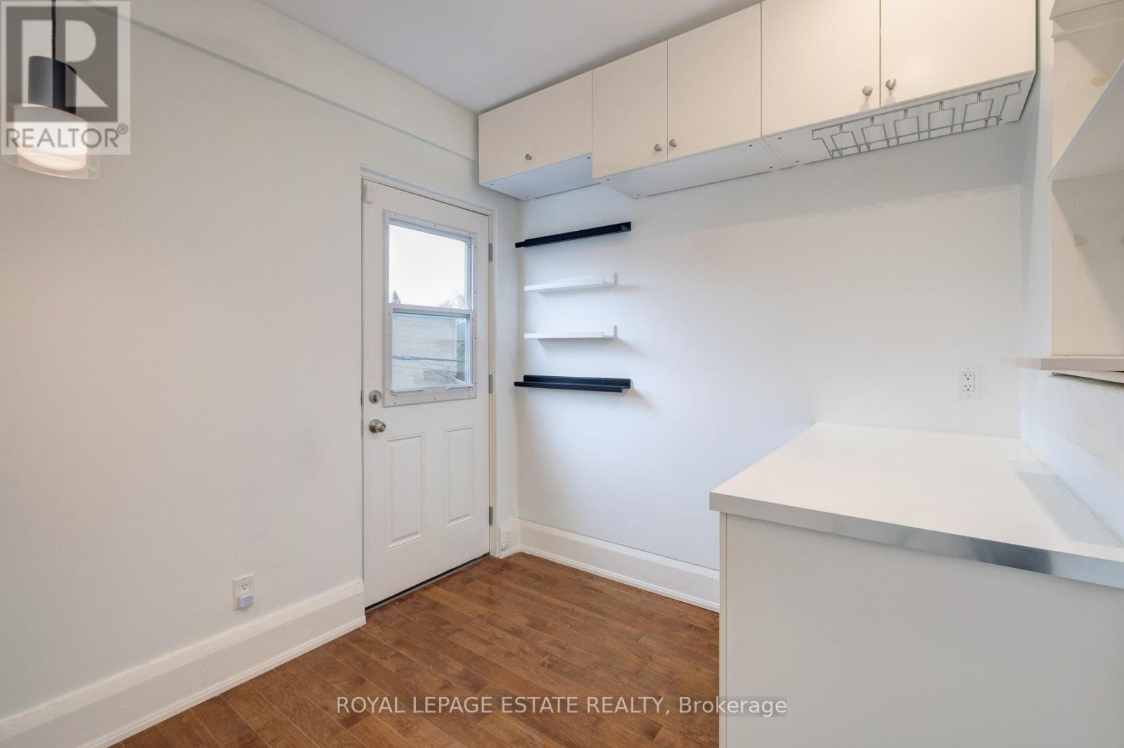 Upper - 322 Silver Birch Avenue, Toronto, Ontario  M4E 3L5 - Photo 11 - E12945628