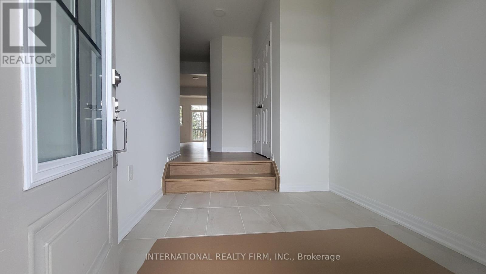 143 Northglen Boulevard, Clarington, Ontario  L1C 0T9 - Photo 3 - E12945758