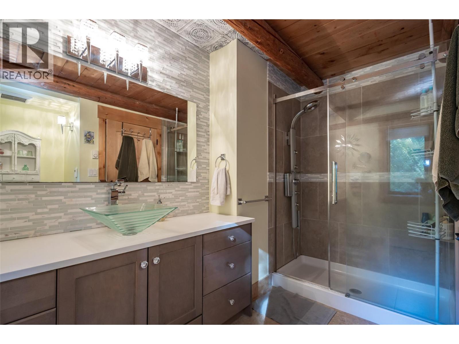 8840 Olson Road, Kaslo, British Columbia  V0G 1M0 - Photo 34 - 10364982