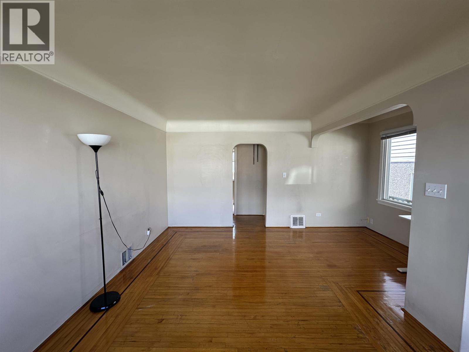 4472 Triumph Street, Burnaby, British Columbia  V5C 1Z9 - Photo 8 - R3101284