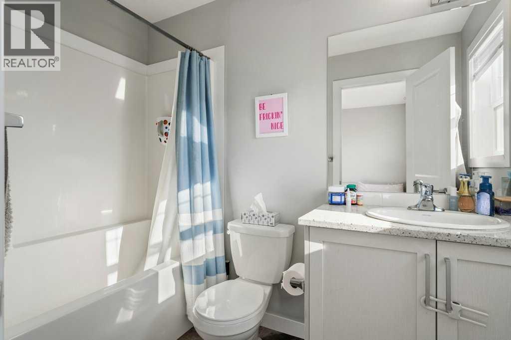 247 Sage Hill Grove Nw, Calgary, Alberta  T3R 0Z8 - Photo 16 - A2292337