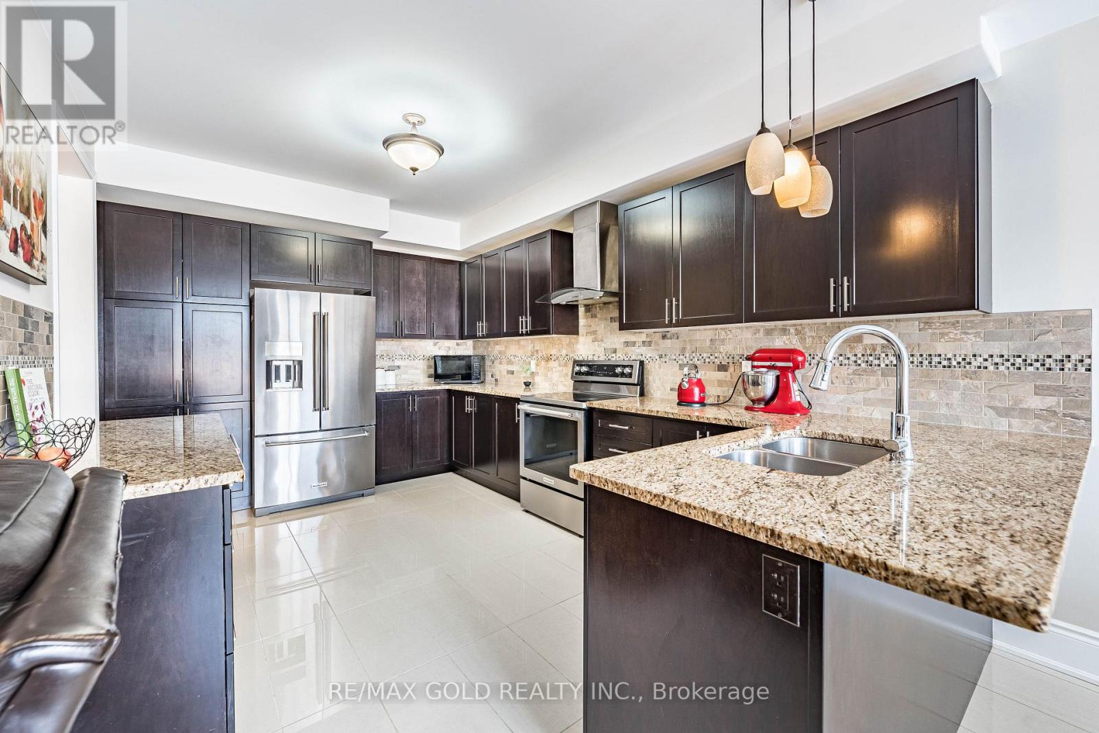 74 Walker Boulevard, New Tecumseth, Ontario  L9R 0N3 - Photo 17 - N12945734