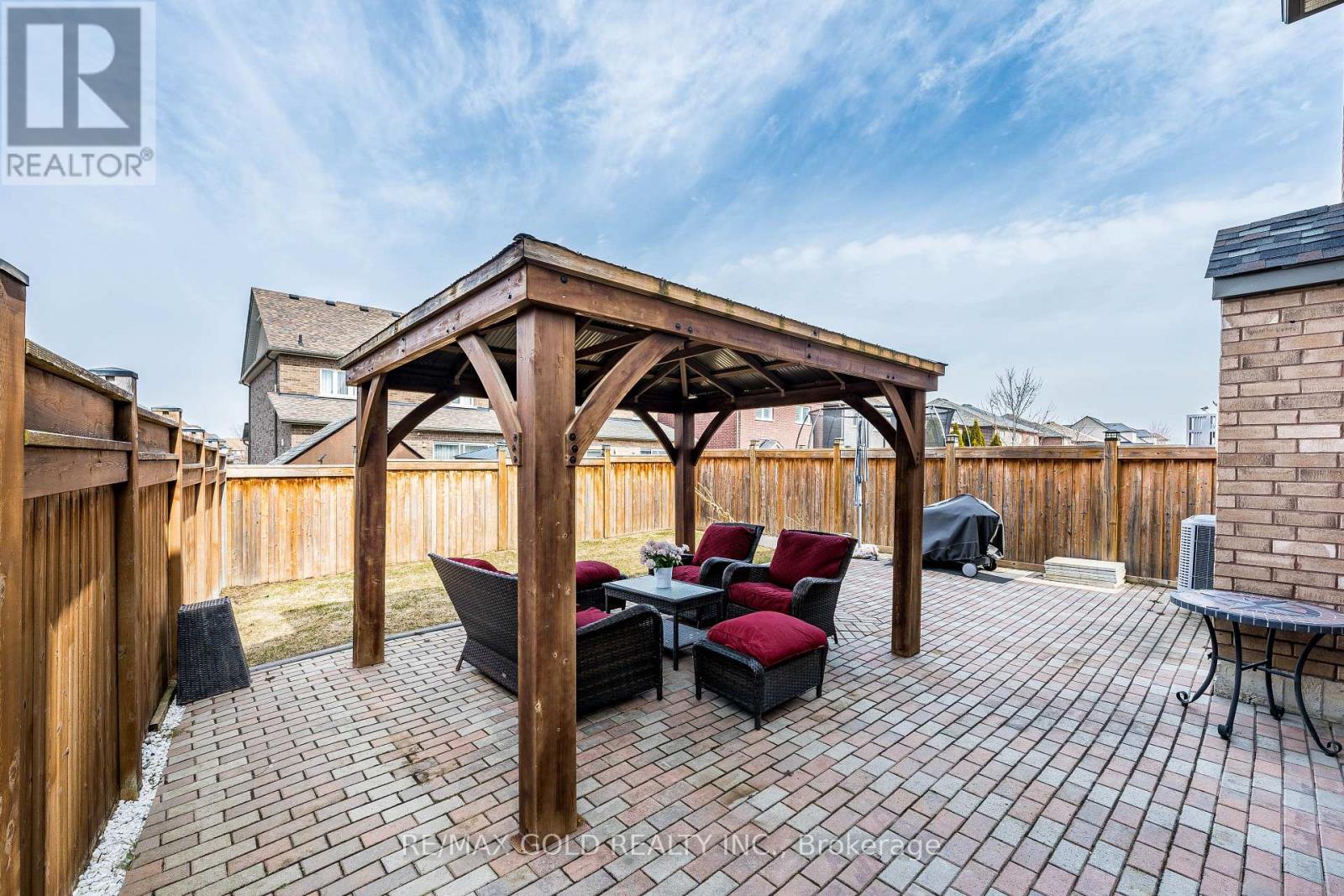 74 Walker Boulevard, New Tecumseth, Ontario  L9R 0N3 - Photo 46 - N12945734