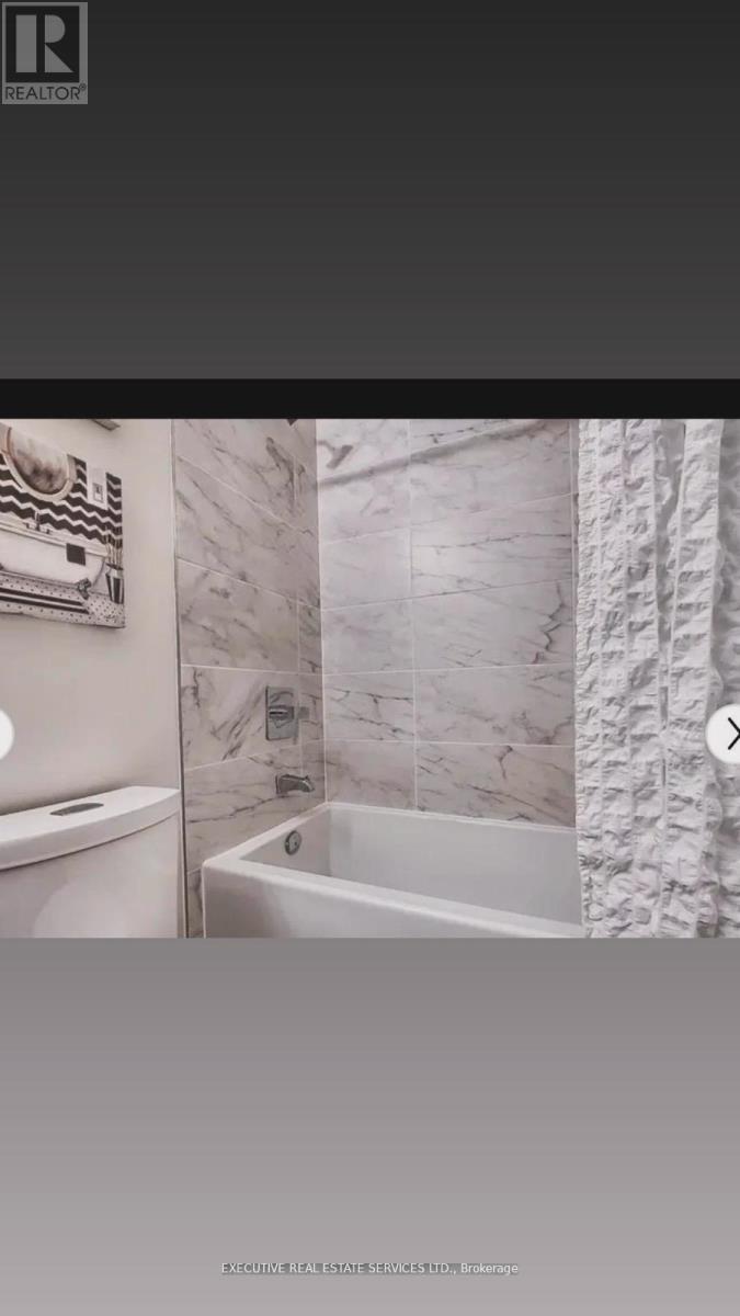 2004 - 9075 Jane Street N, Vaughan, Ontario  L5K 0L7 - Photo 8 - N12945764