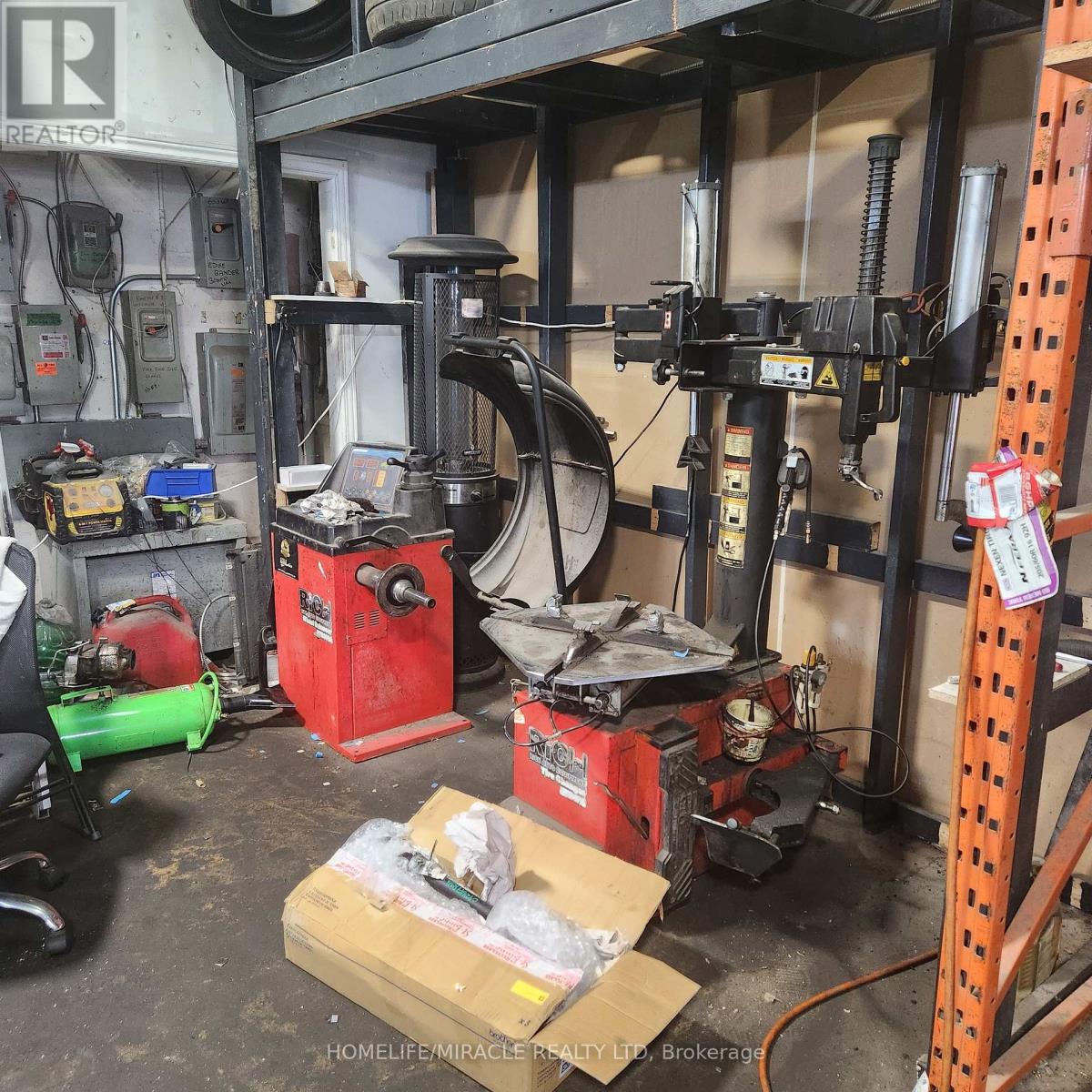 4 - 6720 Highway 7, Vaughan, Ontario  L4L 1A5 - Photo 34 - N12945784