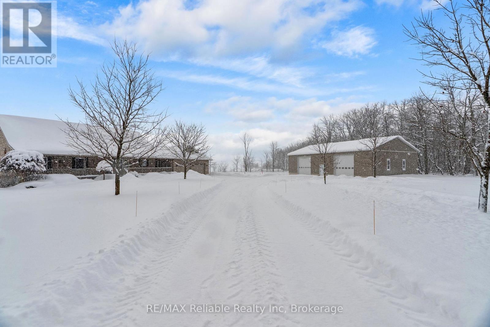 61 Wilson Street, Huron East, Ontario  N0K 1W0 - Photo 36 - X12631018