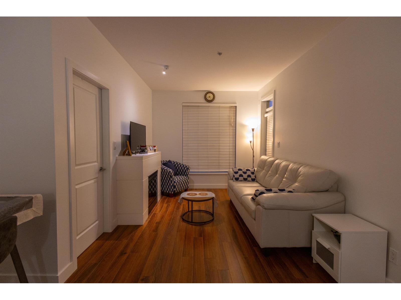 305 15850 26 Avenue Avenue, Surrey, British Columbia  V3Z 2N6 - Photo 3 - R3105768