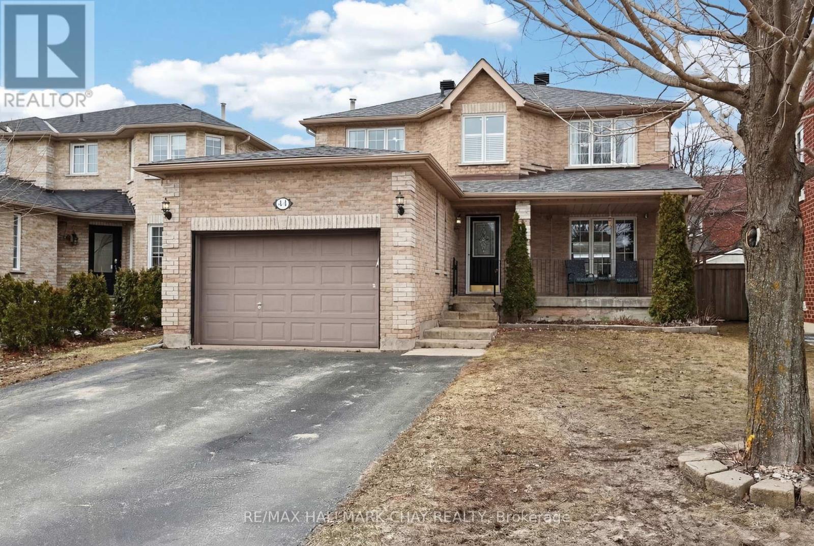 44 Sherwood Court, Barrie, Ontario  L4N 9V1 - Photo 2 - S12945672