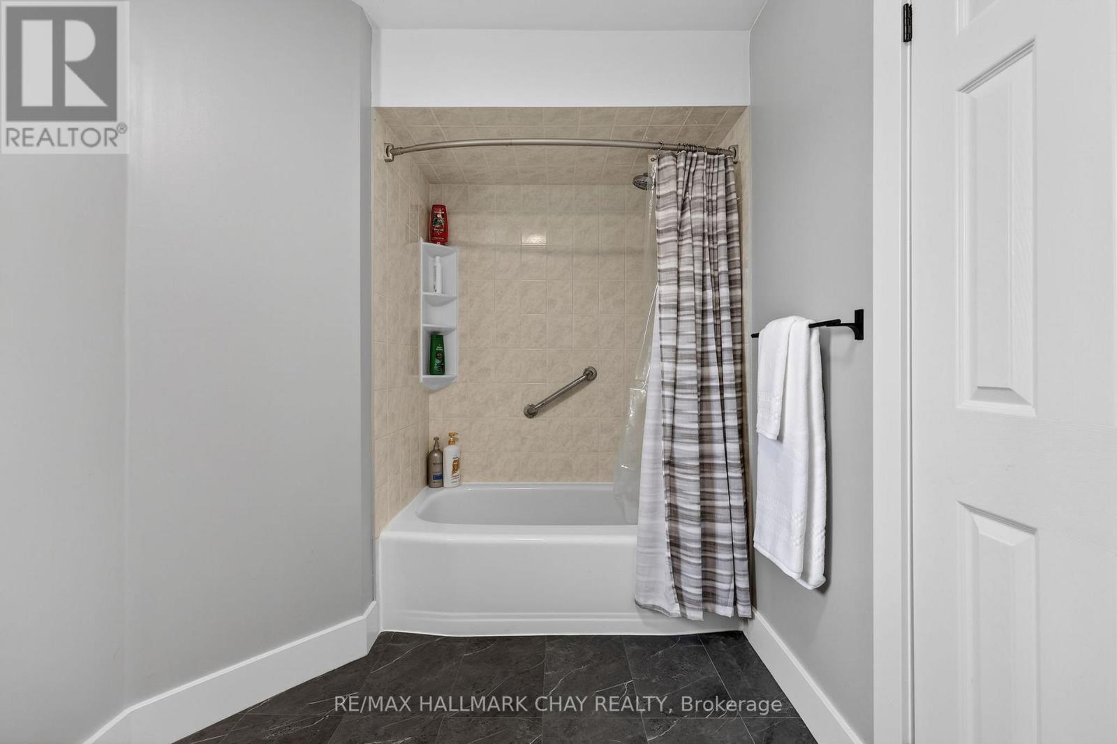 44 Sherwood Court, Barrie, Ontario  L4N 9V1 - Photo 34 - S12945672