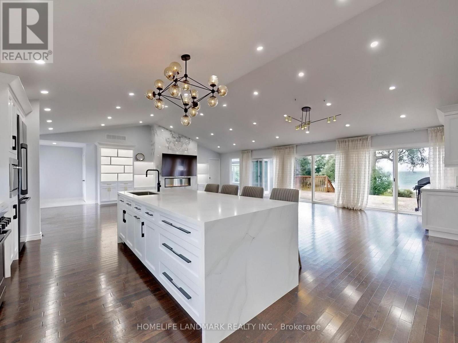 1662 Lakeshore Drive, Ramara, Ontario  L0K 1B0 - Photo 10 - S12945846