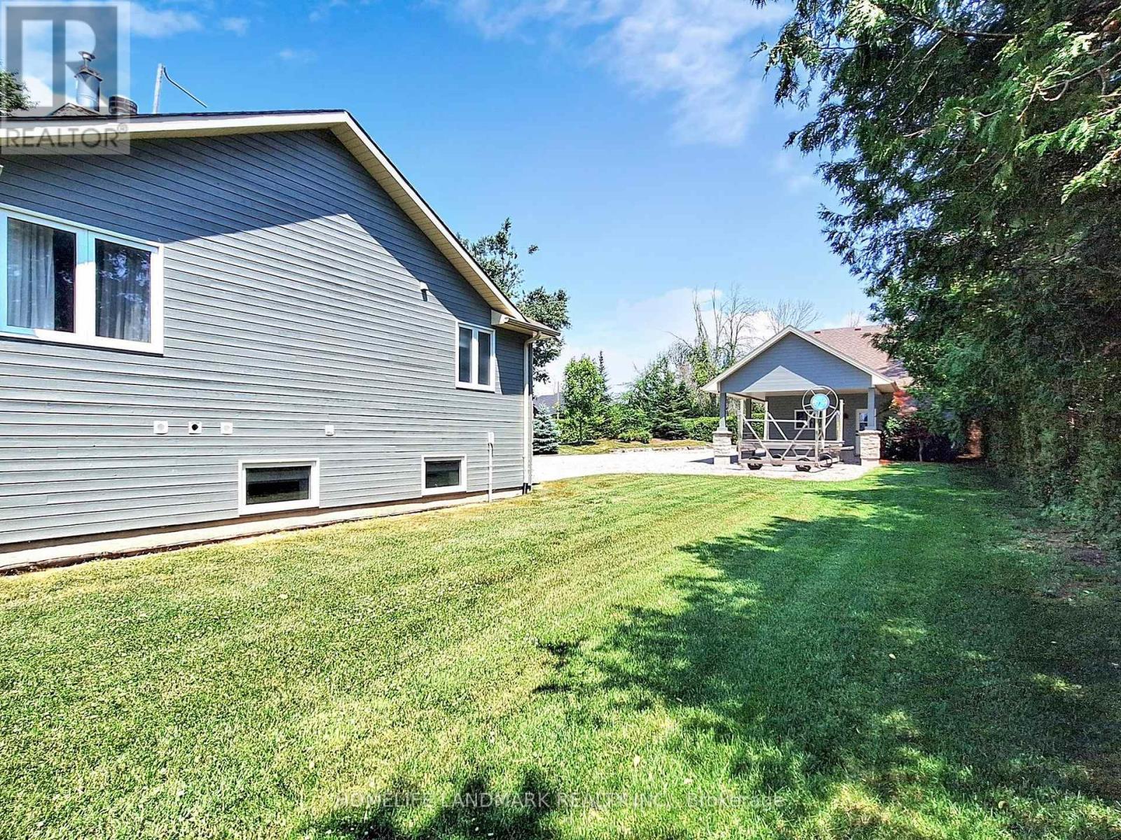 1662 Lakeshore Drive, Ramara, Ontario  L0K 1B0 - Photo 37 - S12945846