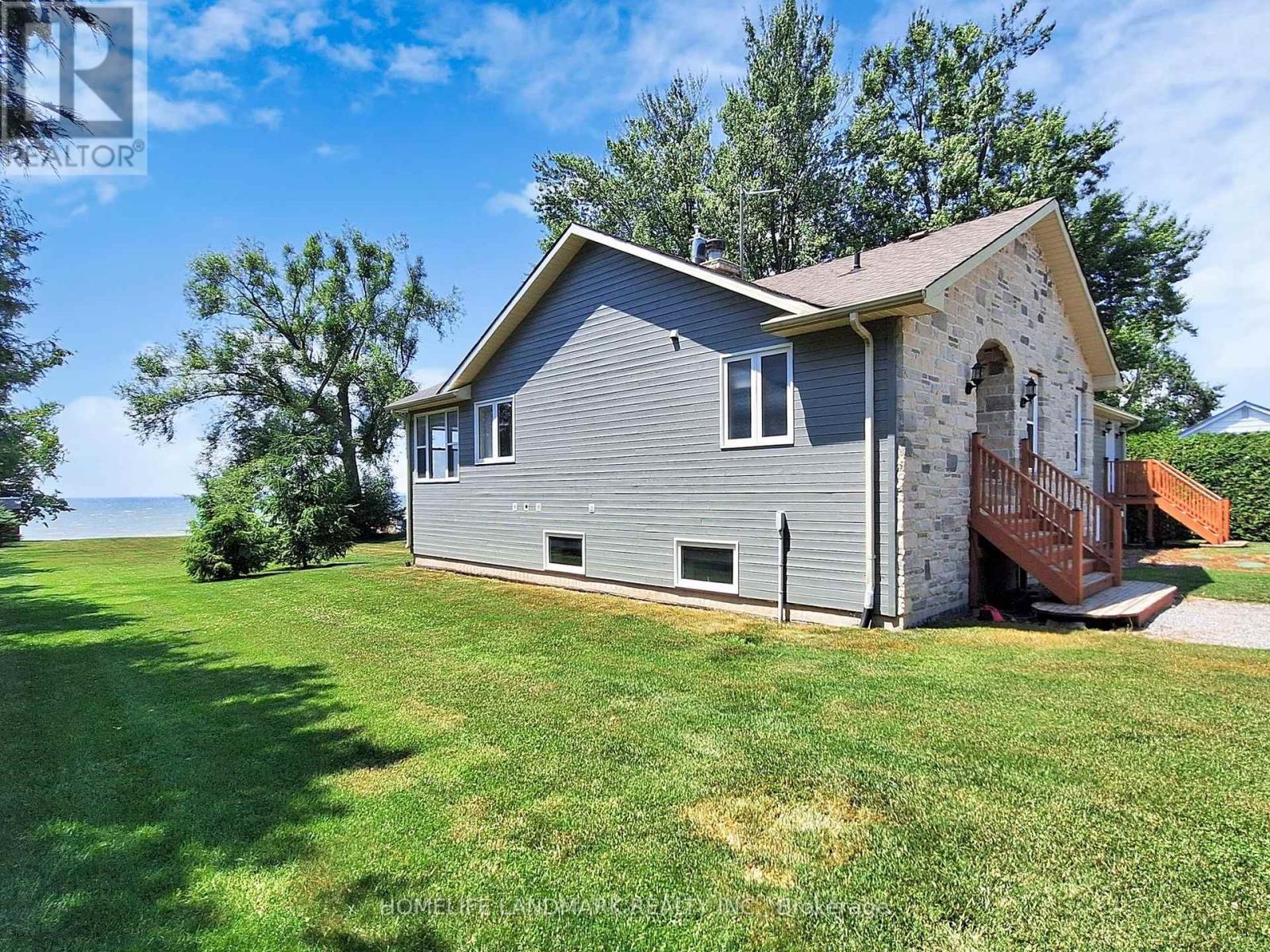 1662 Lakeshore Drive, Ramara, Ontario  L0K 1B0 - Photo 4 - S12945846