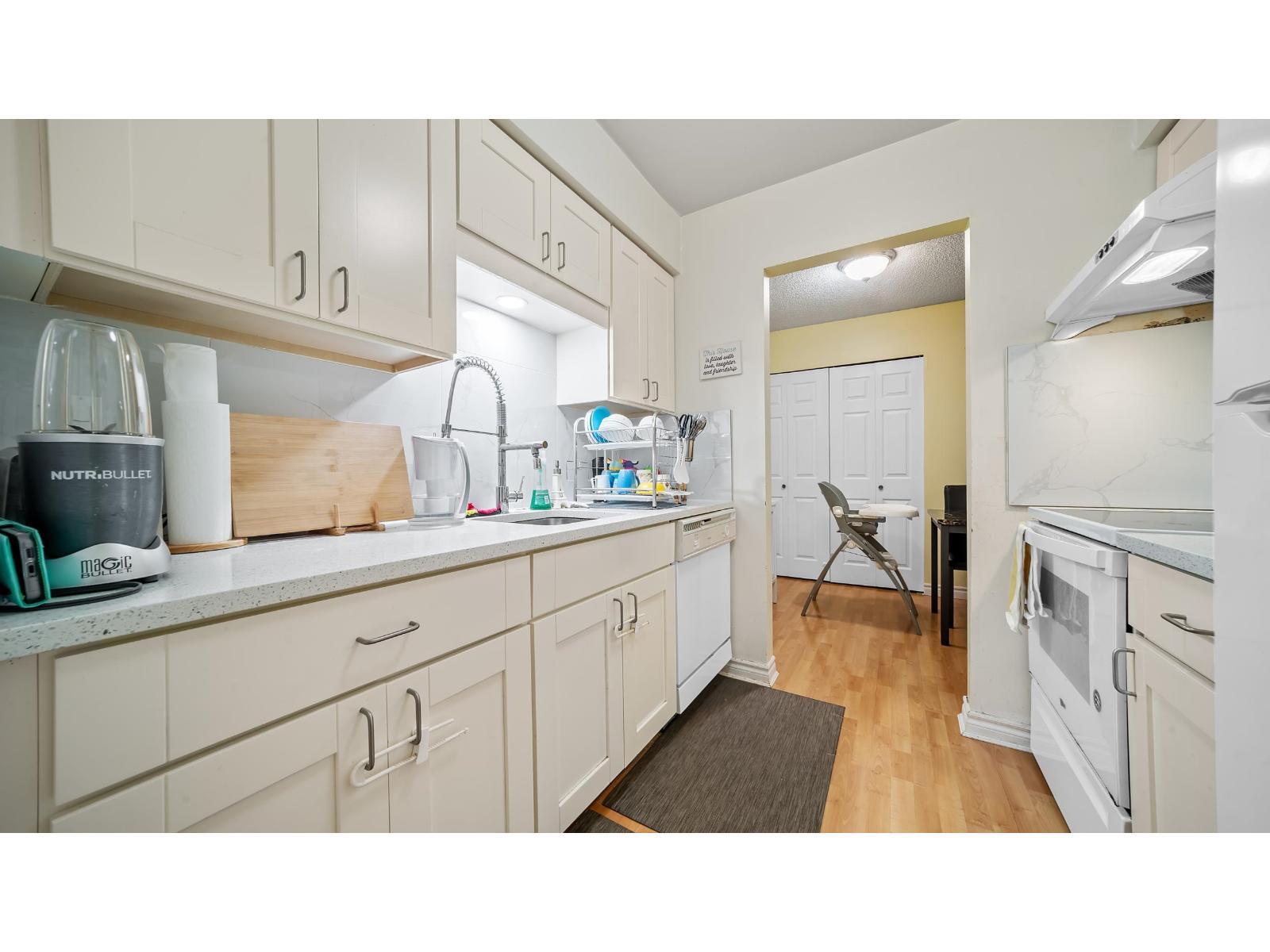 1314 10620 150 Street, Surrey, British Columbia  V3R 7S1 - Photo 4 - R3105704