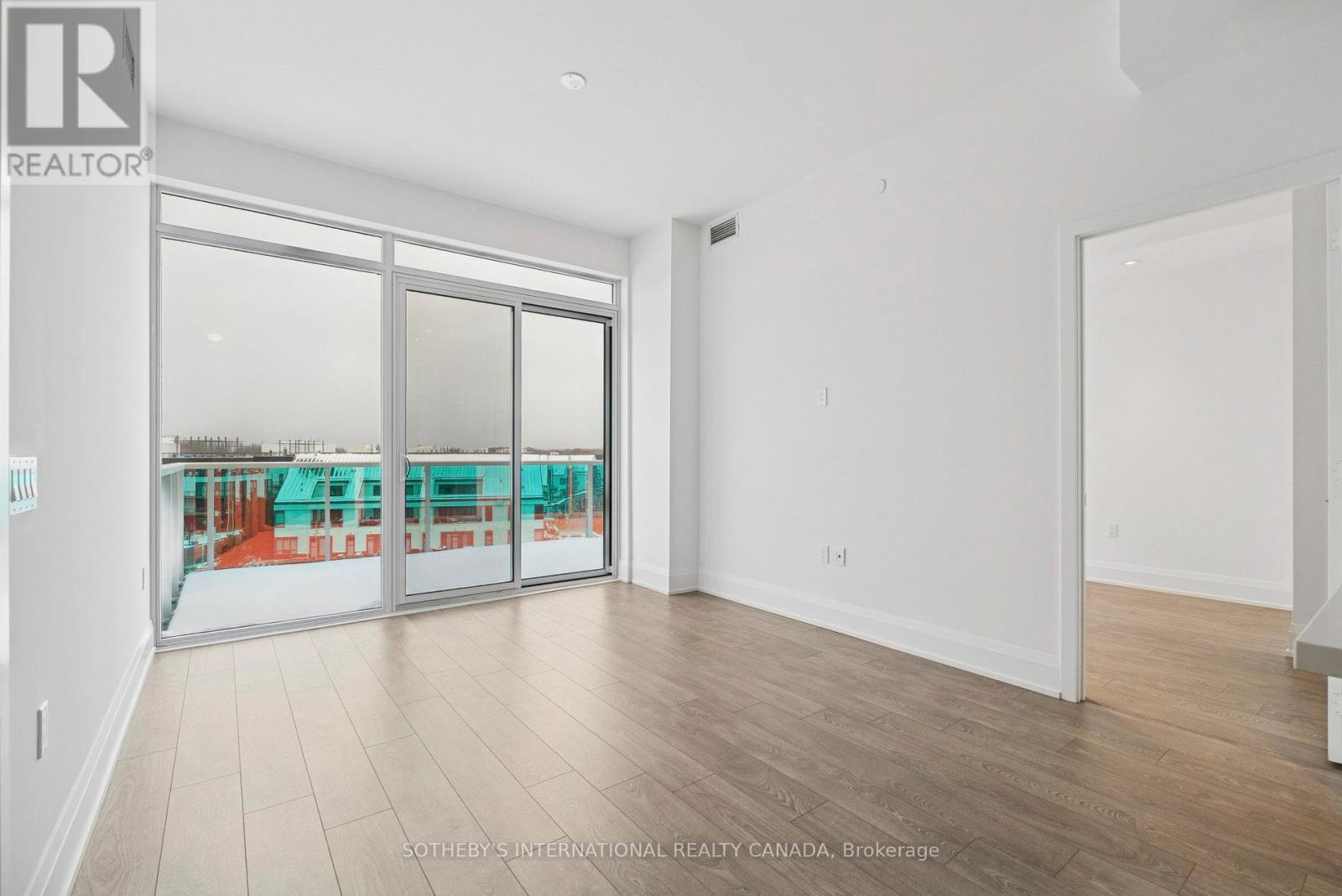 621 - 333 Sunseeker Avenue E, Innisfil, Ontario  L9S 0R6 - Photo 9 - N12941260