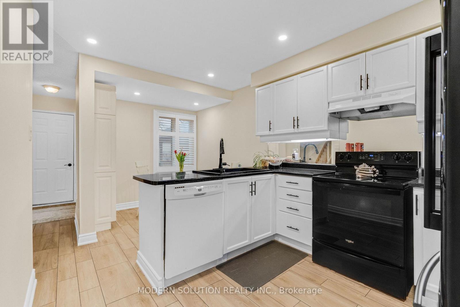 58 - 2275 Credit Valley Road, Mississauga, Ontario  L5M 4N5 - Photo 14 - W12945524