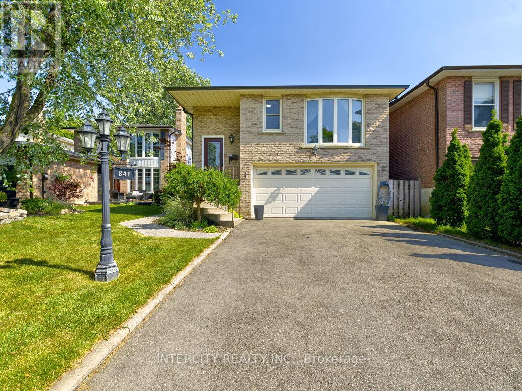 841 COULSON AVENUE, Milton, Ontario