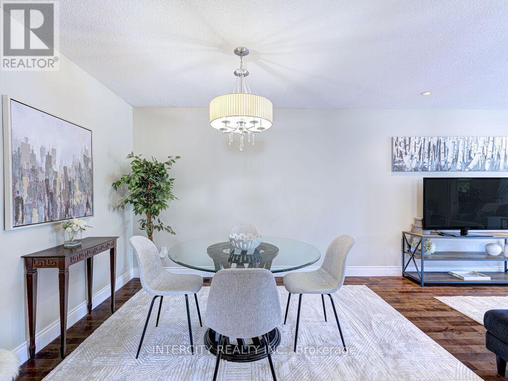 841 Coulson Avenue, Milton, Ontario  L9T 4K3 - Photo 13 - W12945572