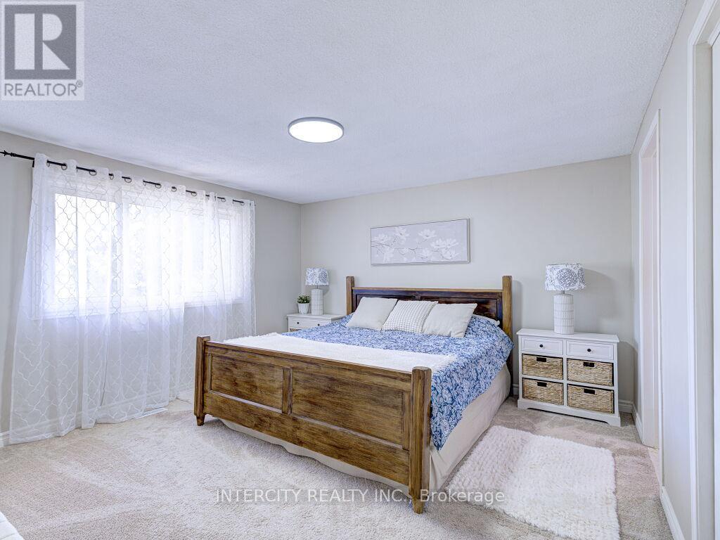 841 Coulson Avenue, Milton, Ontario  L9T 4K3 - Photo 21 - W12945572