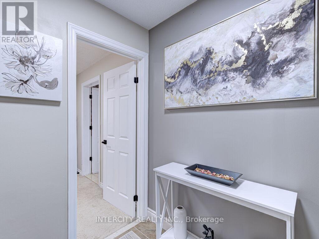 841 Coulson Avenue, Milton, Ontario  L9T 4K3 - Photo 29 - W12945572