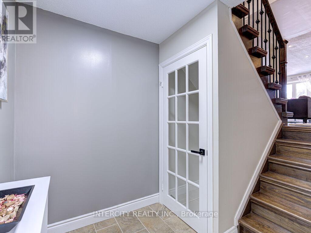 841 Coulson Avenue, Milton, Ontario  L9T 4K3 - Photo 30 - W12945572