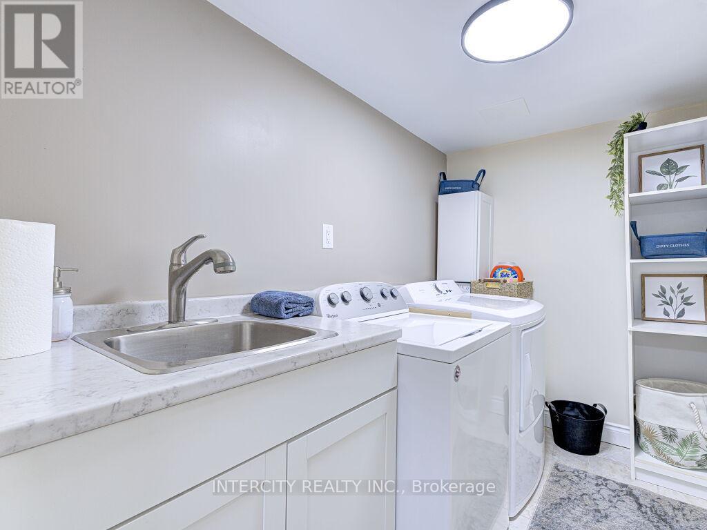 841 Coulson Avenue, Milton, Ontario  L9T 4K3 - Photo 41 - W12945572