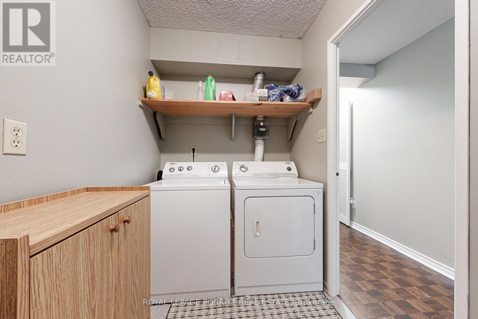 201 - 1535 Lakeshore Road E, Mississauga, Ontario  L5E 3E2 - Photo 28 - W12945586